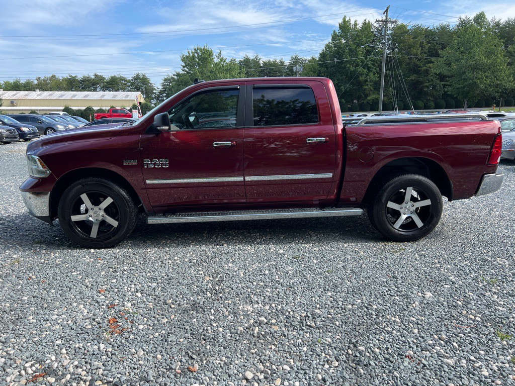 2016 RAM 1500 Image 2