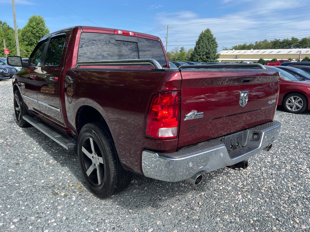 2016 RAM 1500 Image 3