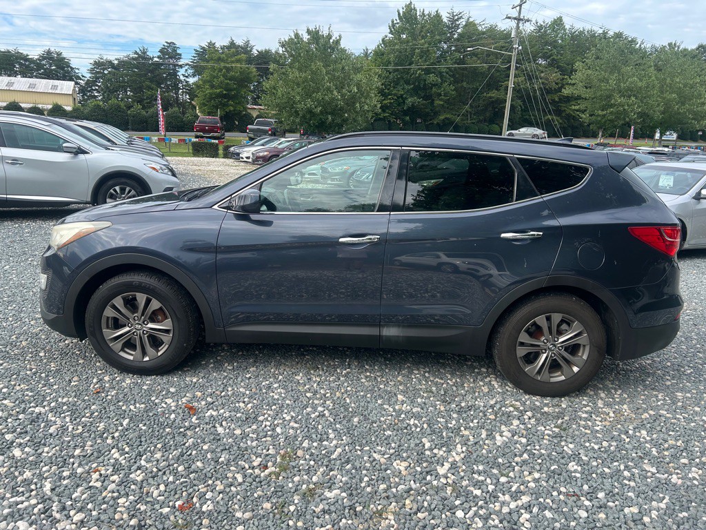 2013 Hyundai Santa Fe Sport Image 2