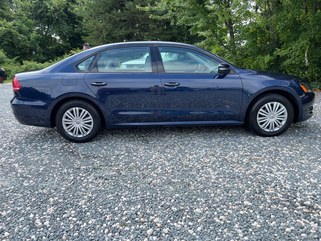 2014 Volkswagen Passat Image 6