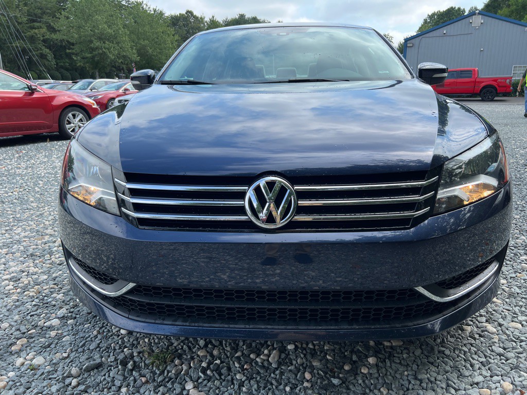 2014 Volkswagen Passat Image 8