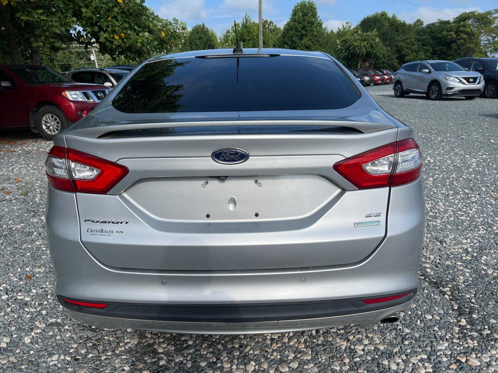 2016 Ford Fusion Image 4