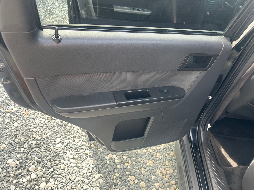 2012 Ford Escape Image 18