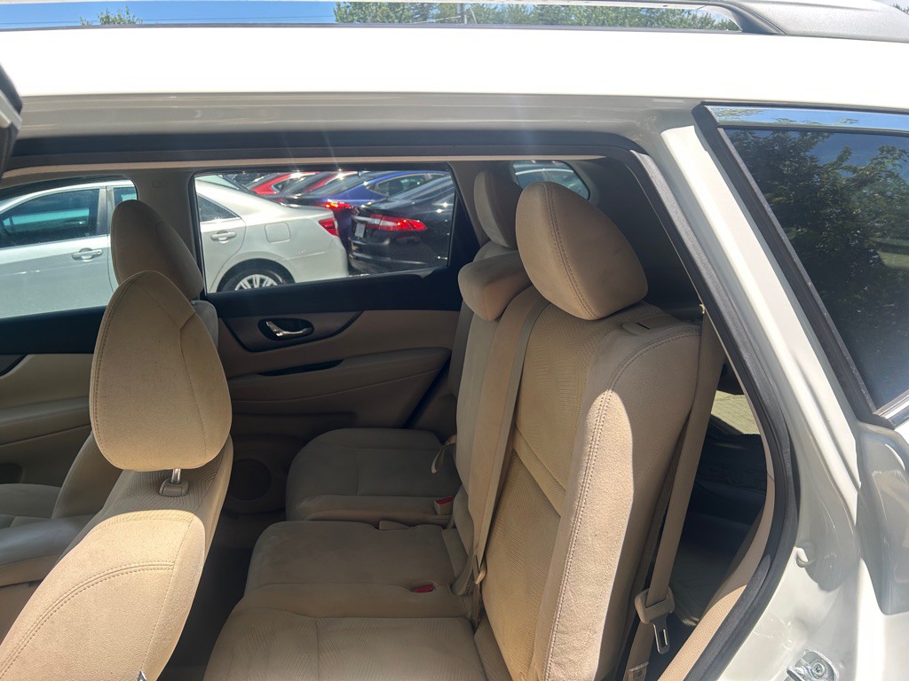 2015 Nissan Rogue Image 20