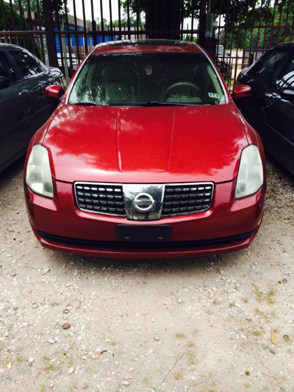 2004 Nissan Maxima Image 5
