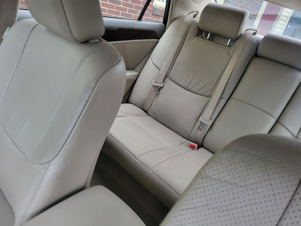 2010 Toyota Avalon Image 6