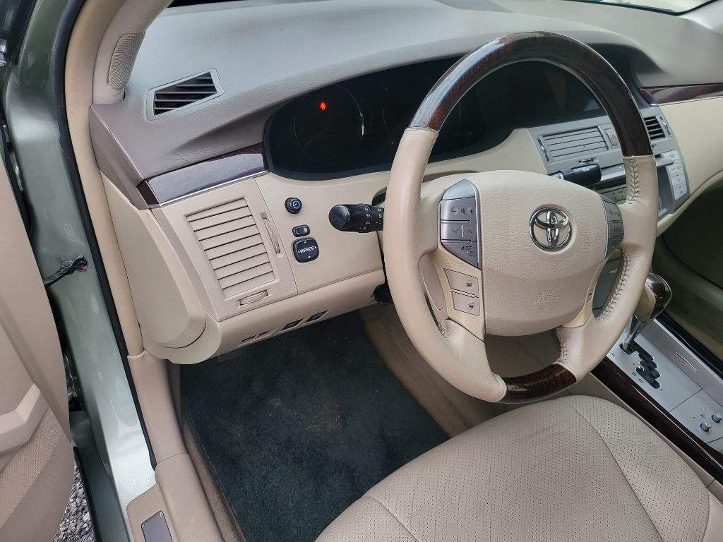 2010 Toyota Avalon Image 27