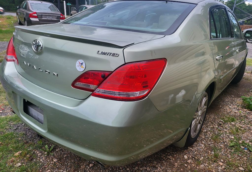 2010 Toyota Avalon Image 29