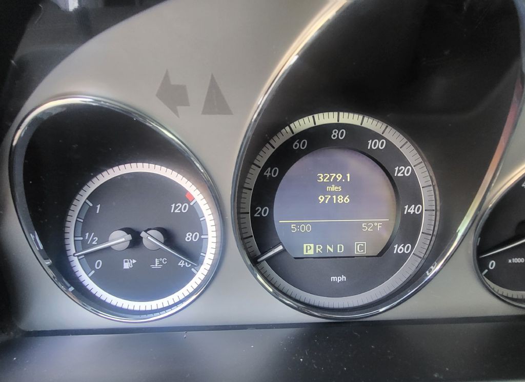 2009 Mercedes-Benz C-Class Image 7