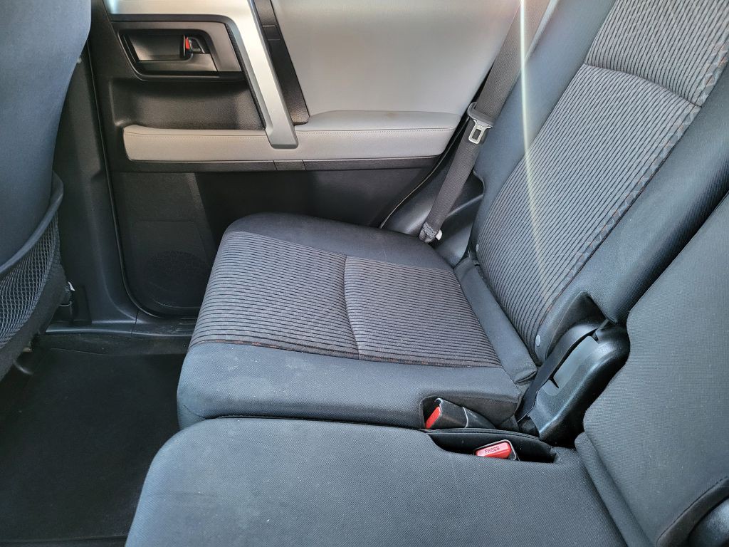 2013 Toyota 4Runner Image 17