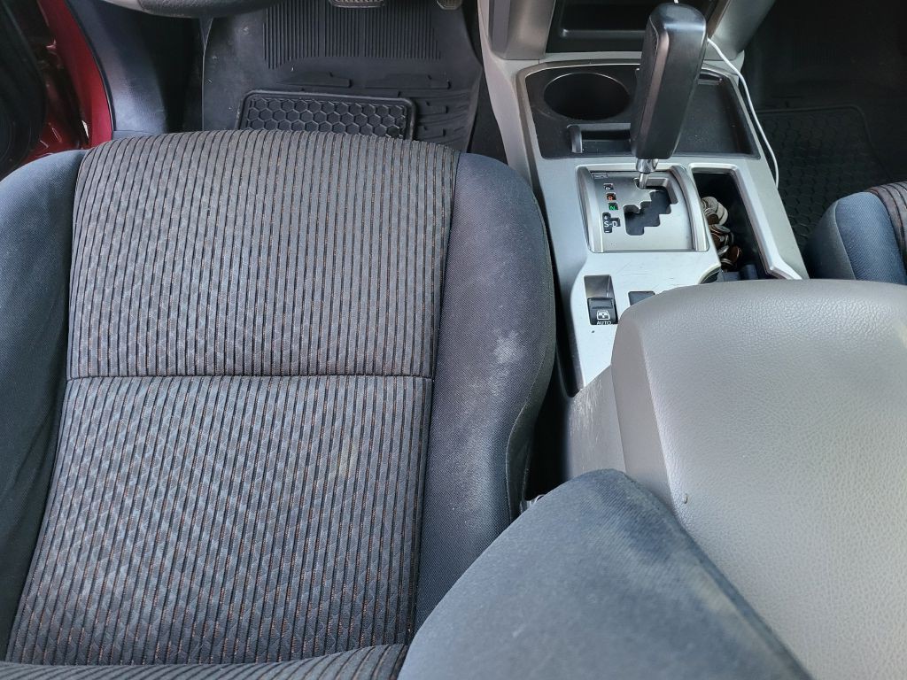 2013 Toyota 4Runner Image 18