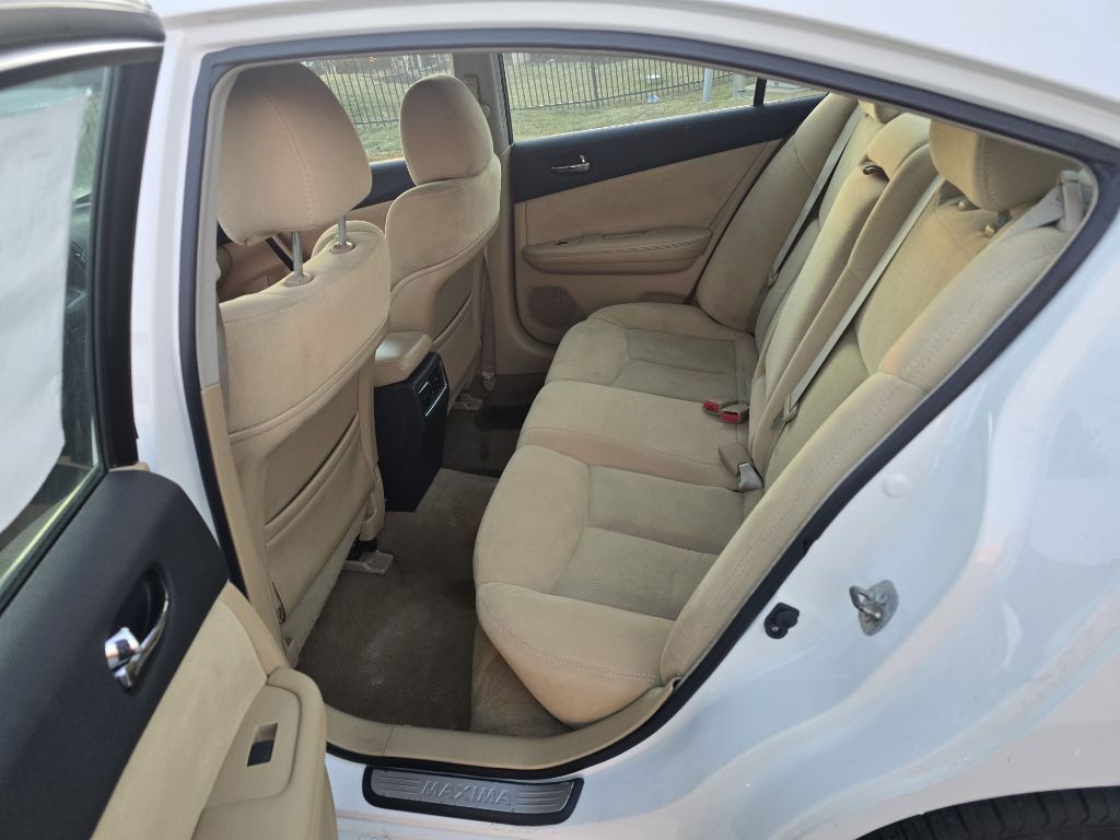 2011 Nissan Maxima Image 7