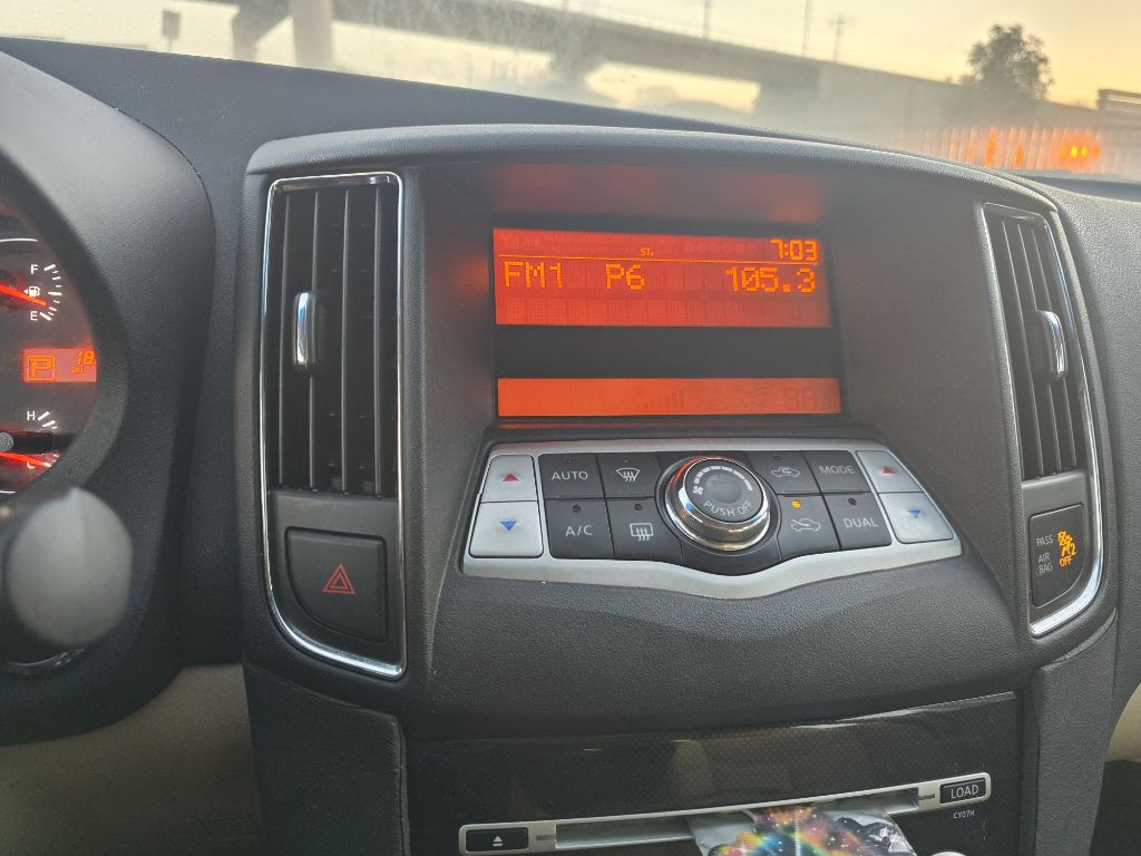 2011 Nissan Maxima Image 27