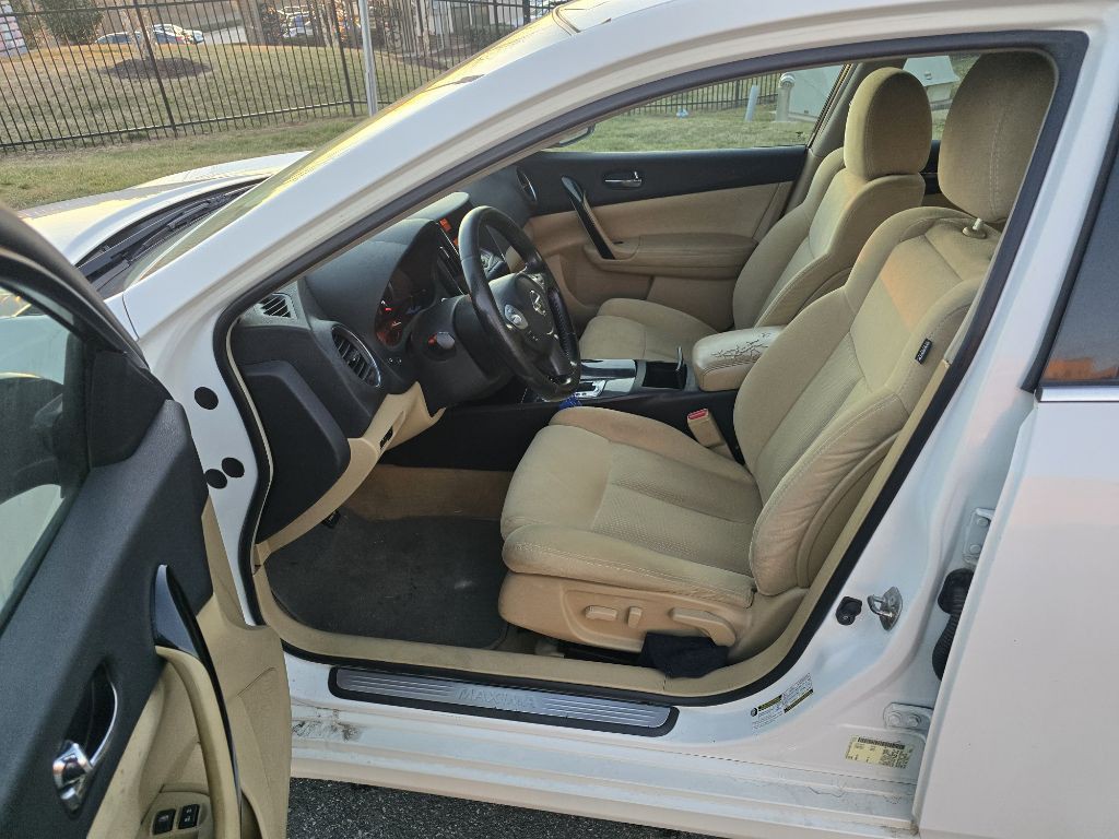 2011 Nissan Maxima Image 29