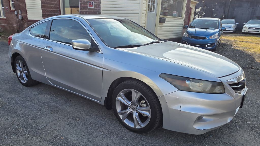2012 Honda Accord Image 2