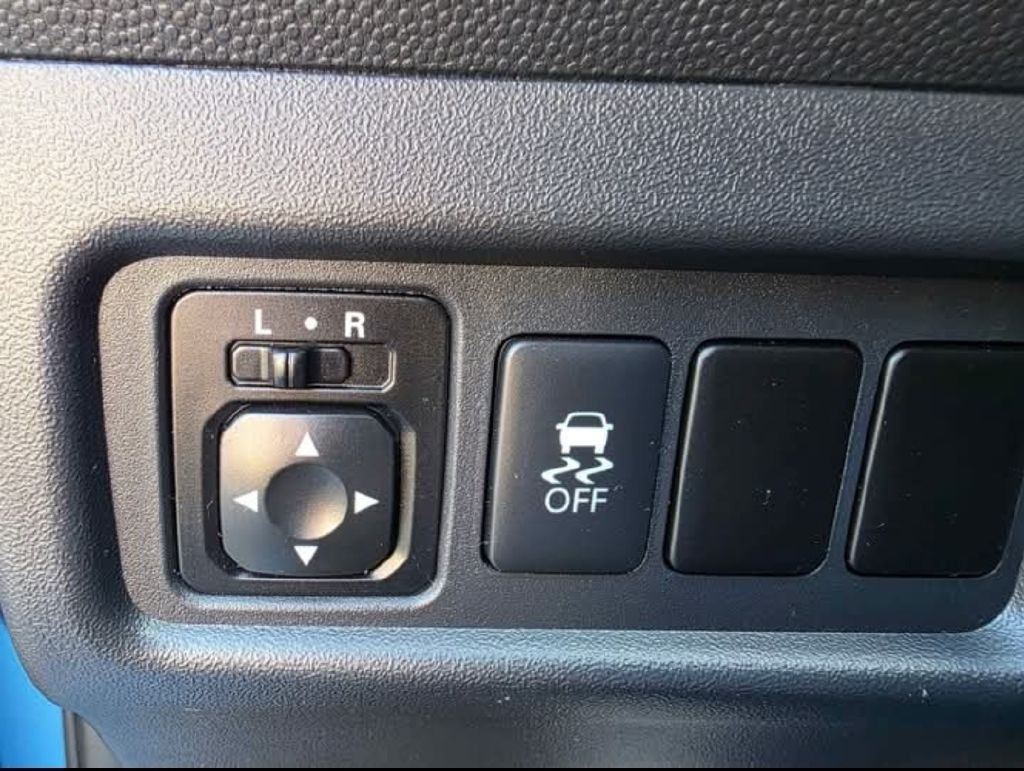 2019 Mitsubishi Mirage Image 6