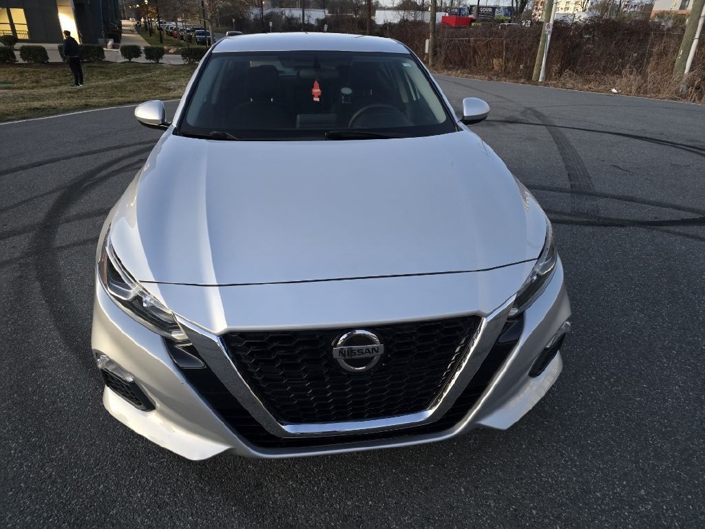 2020 Nissan Altima Image 6