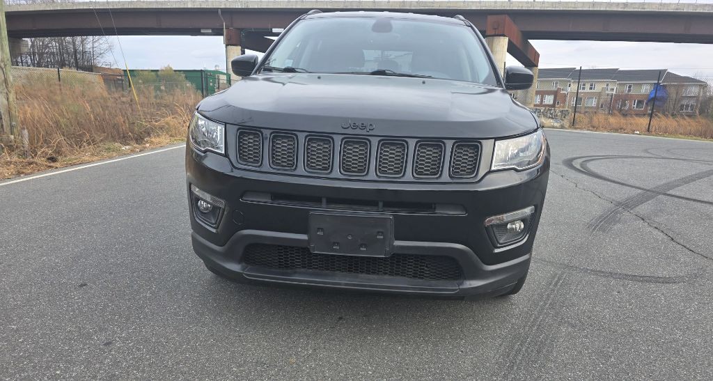 2018 Jeep Compass Image 1