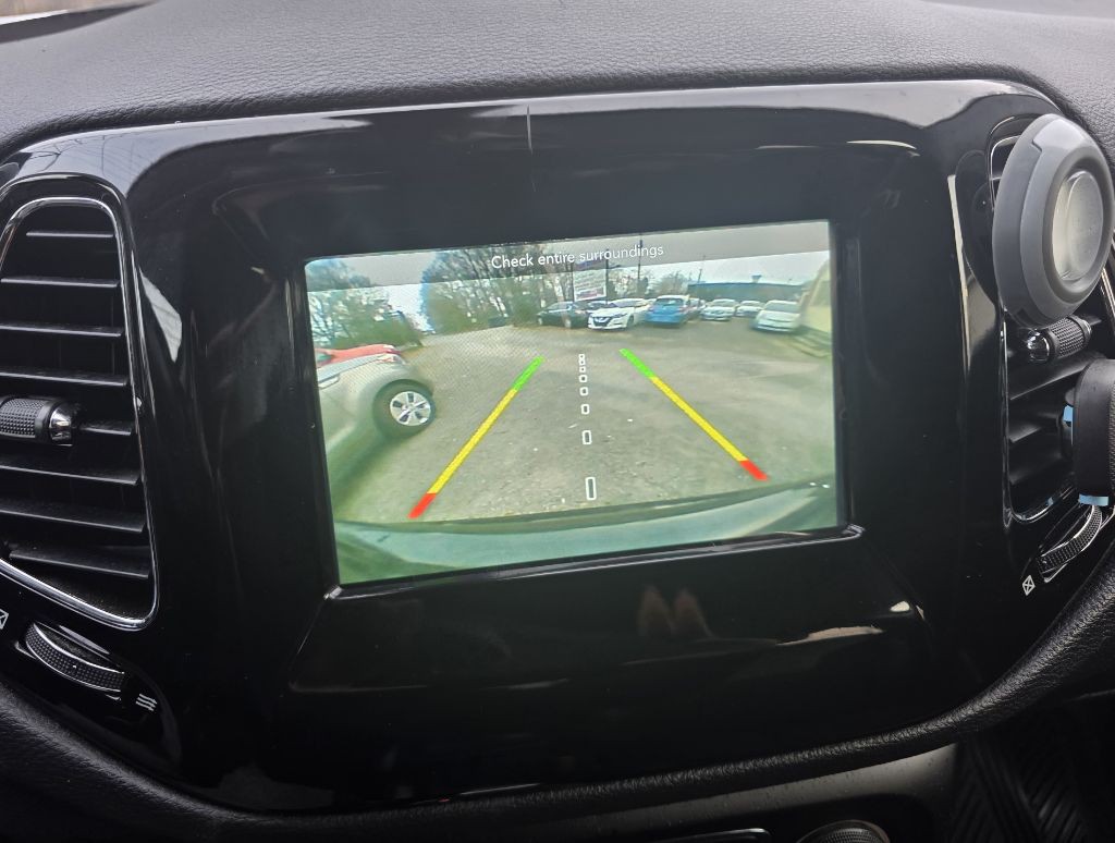 2018 Jeep Compass Image 22