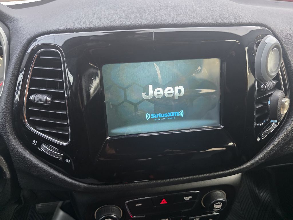 2018 Jeep Compass Image 23