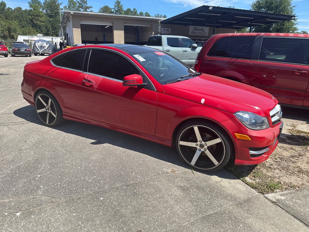 2013 Mercedes-Benz C-Class Image 2