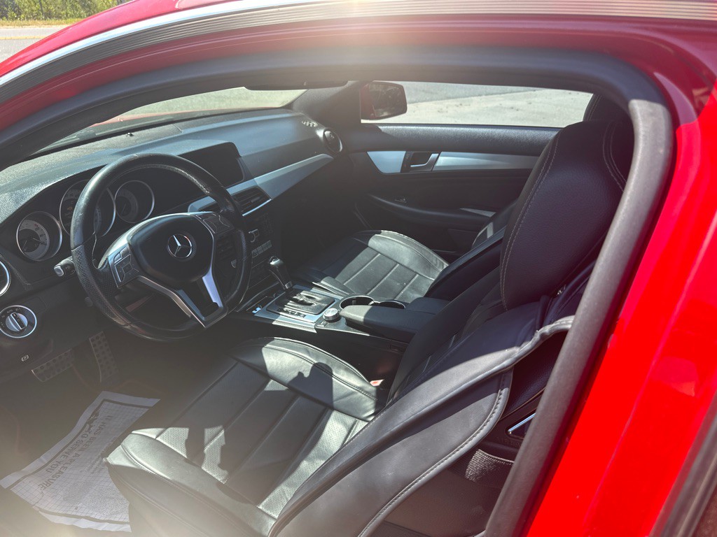 2013 Mercedes-Benz C-Class Image 4