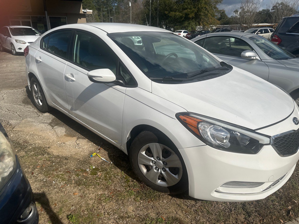 2015 Kia Forte Image 2