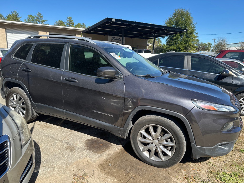 2018 Jeep Cherokee Image 2