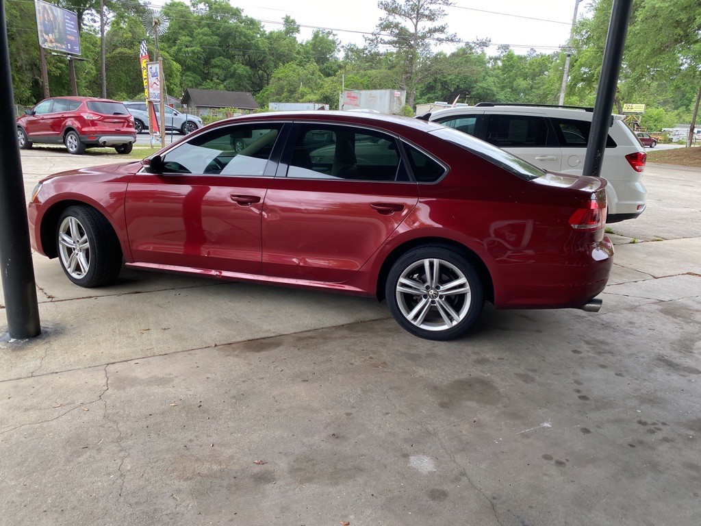 2015 Volkswagen Passat Image 3