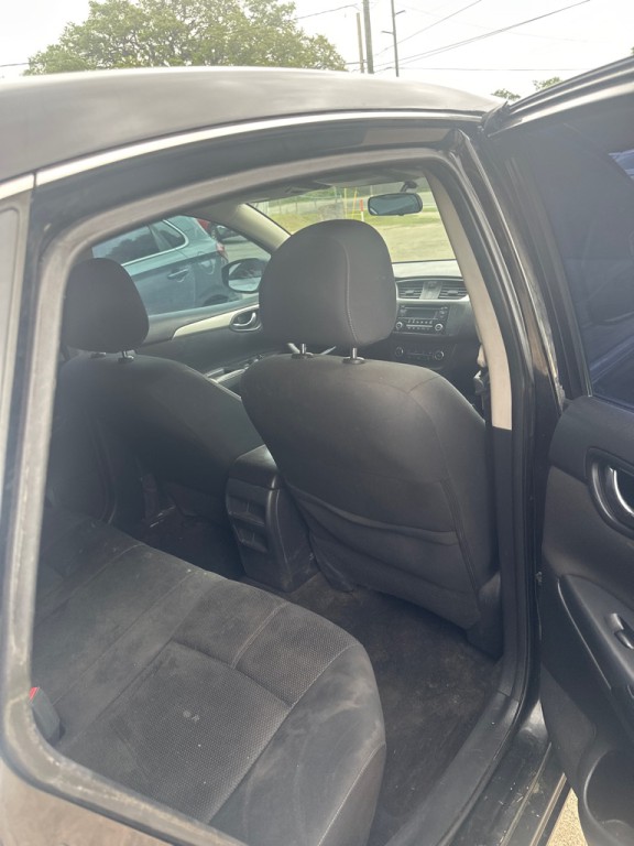 2017 Nissan Sentra Image 6