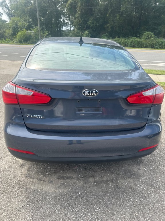 2016 Kia Forte Image 2