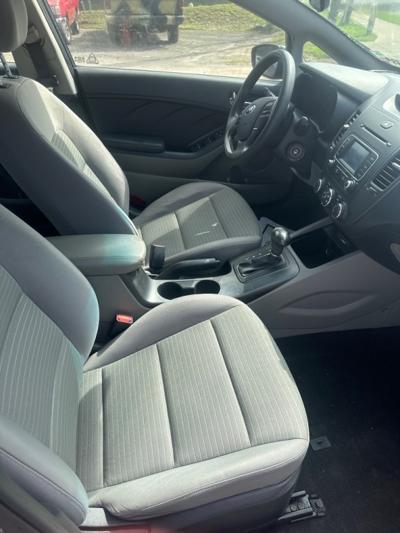 2016 Kia Forte Image 5