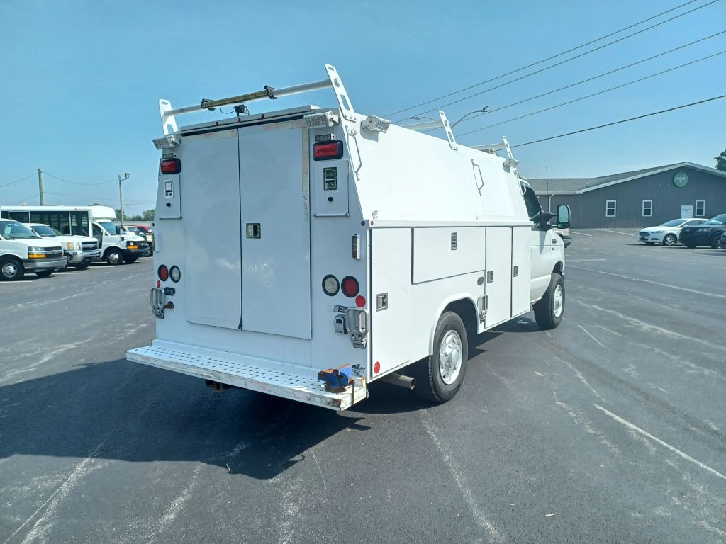 2015 Ford Econoline Image 3