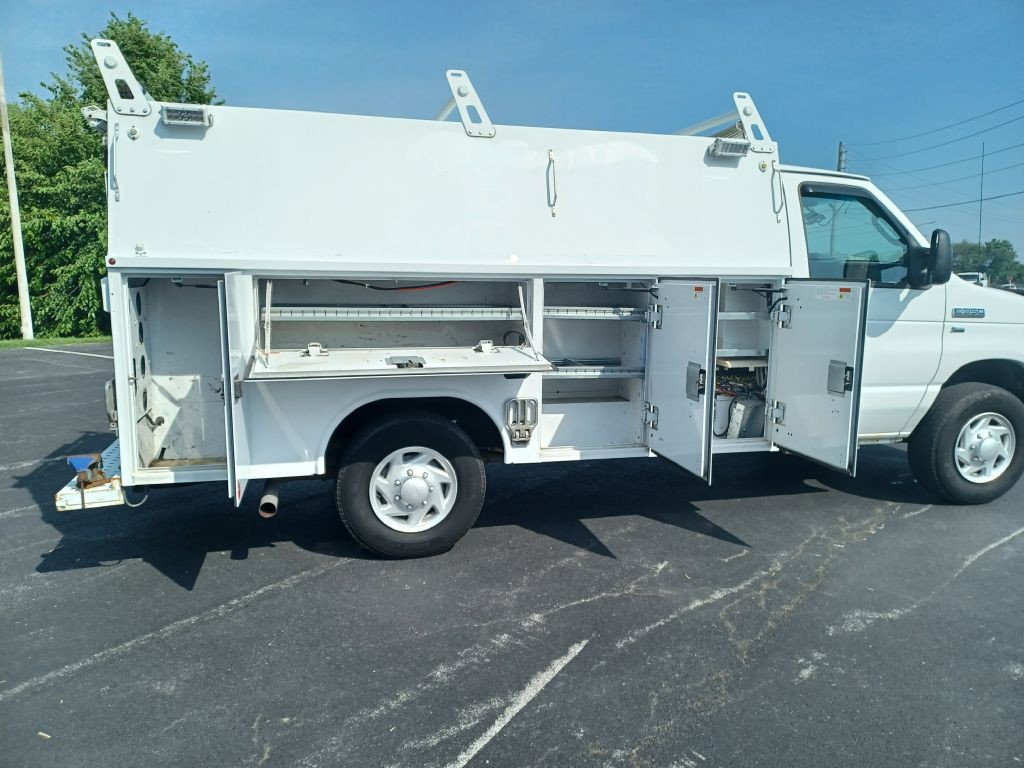2015 Ford Econoline Image 7