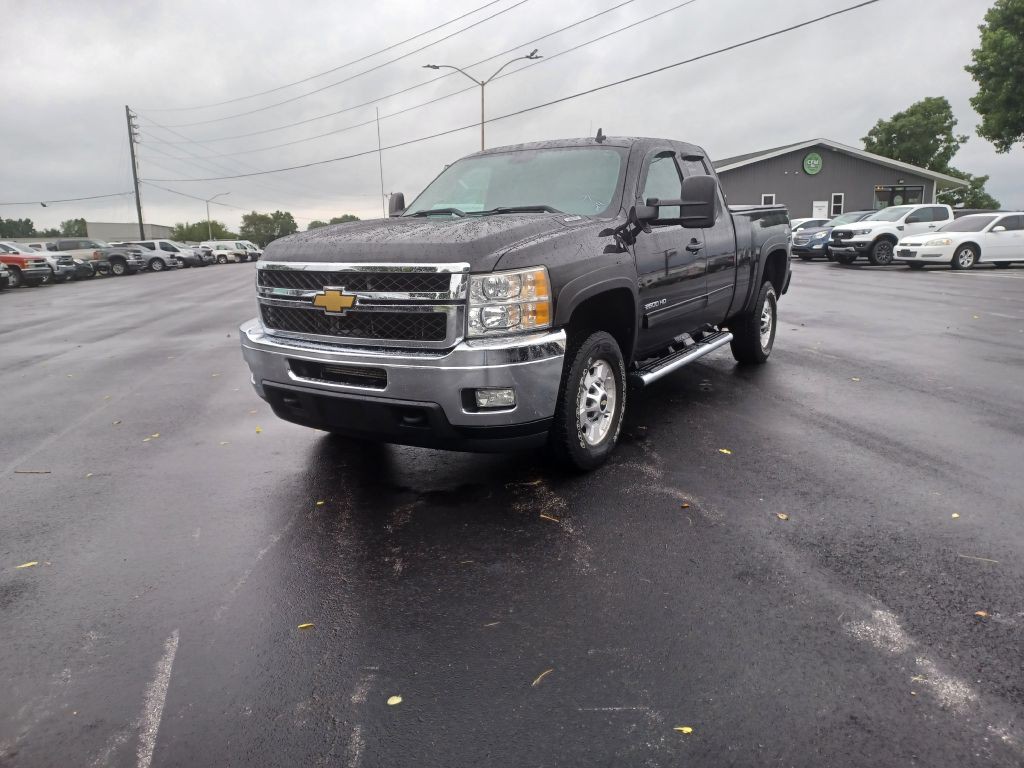 2012 Chevrolet Silverado 1500 Image 2
