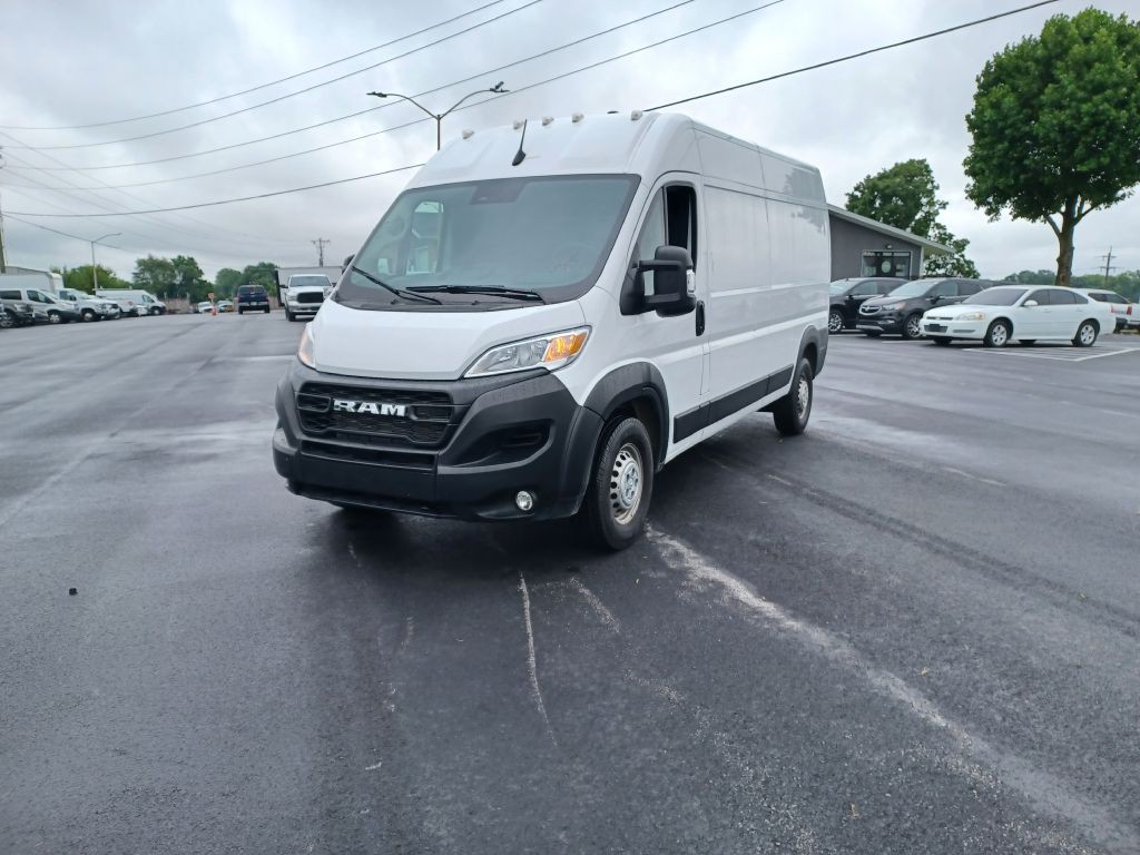 2025 RAM Promaster Image 2