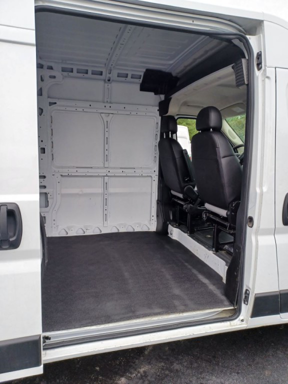 2025 RAM Promaster Image 6