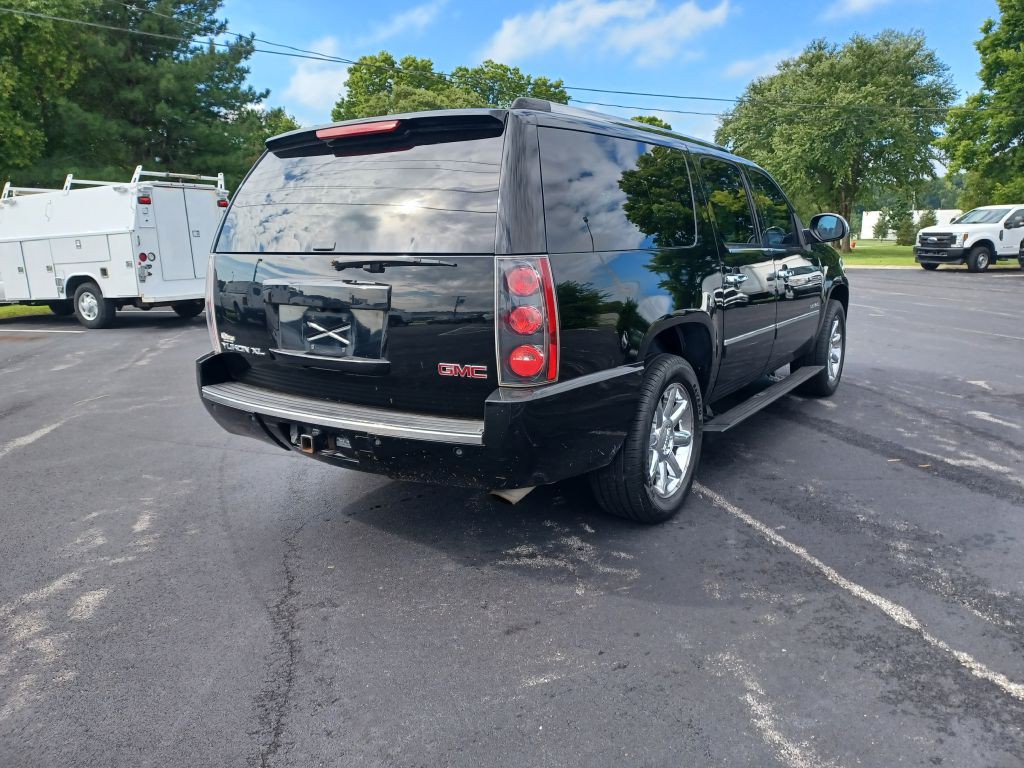 2013 GMC Yukon Image 3