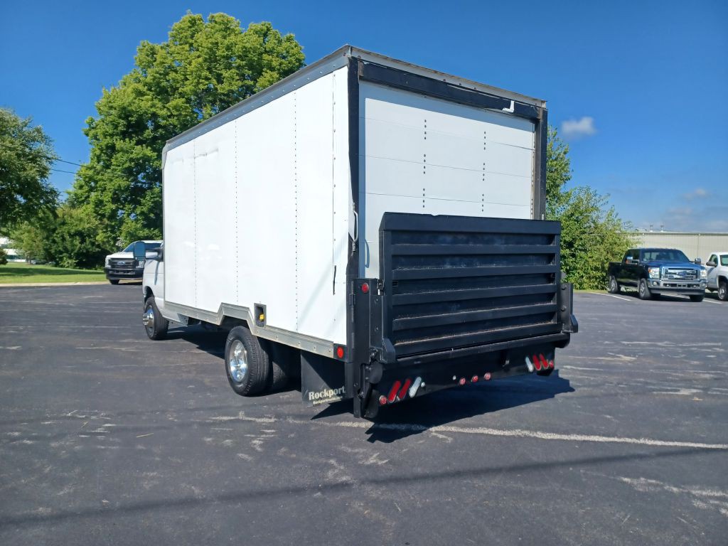 2019 Ford Econoline Image 4