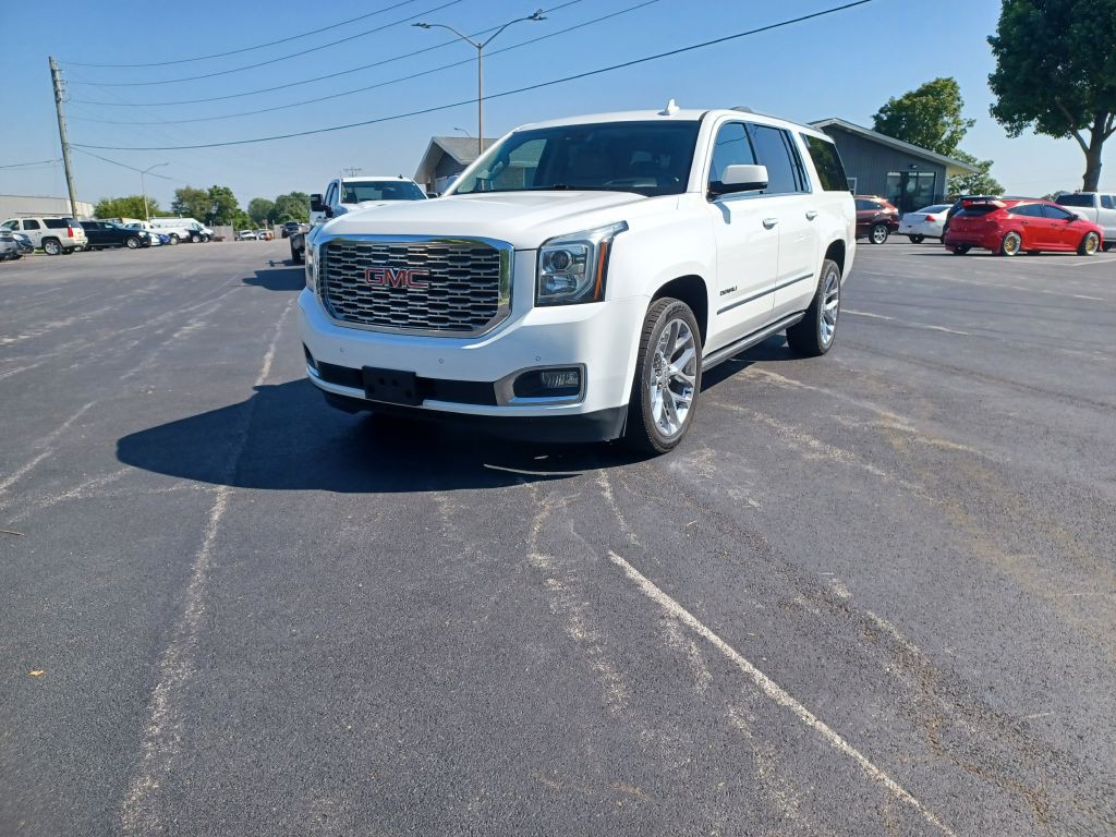 2020 GMC Yukon Image 2