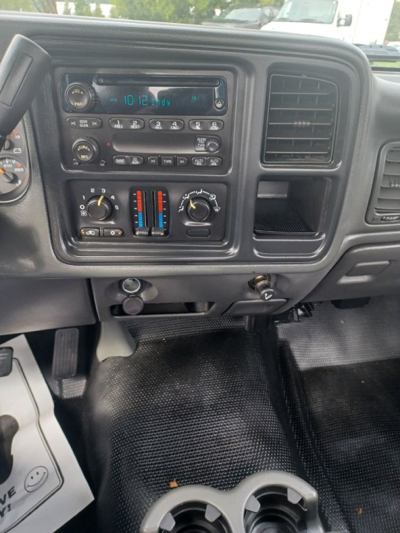 2007 GMC Sierra Image 7