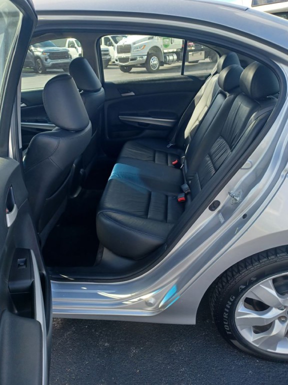 2009 Honda Accord Image 6