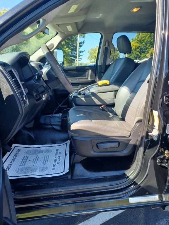 2018 RAM 5500 Image 9