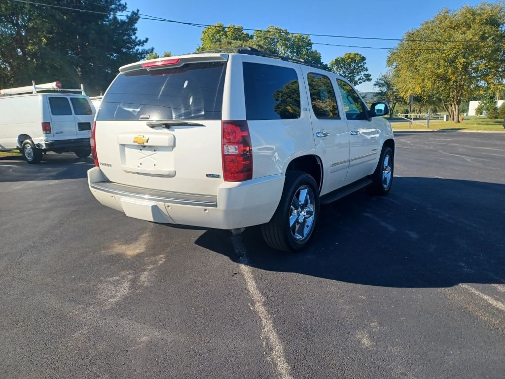 2012 Chevrolet Tahoe Image 3