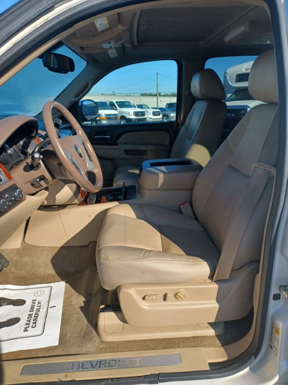 2012 Chevrolet Tahoe Image 5