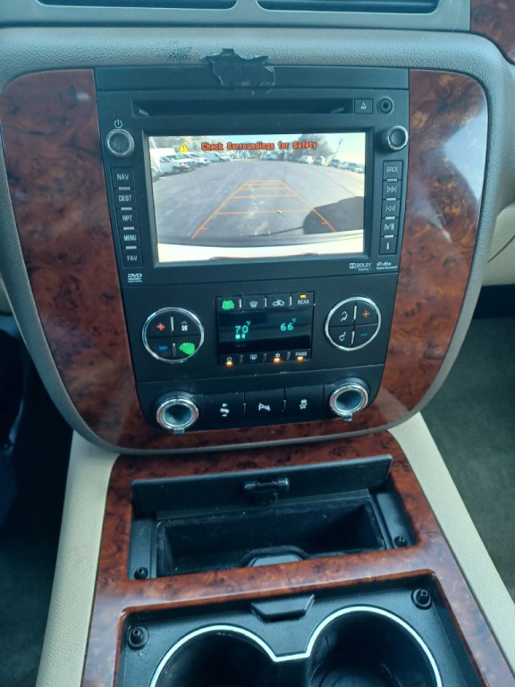 2012 Chevrolet Tahoe Image 10