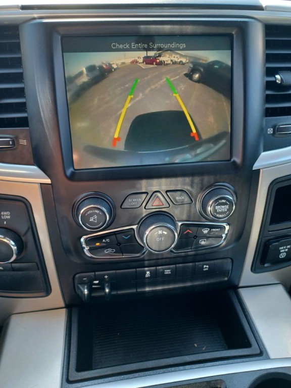 2014 RAM 2500 Image 9