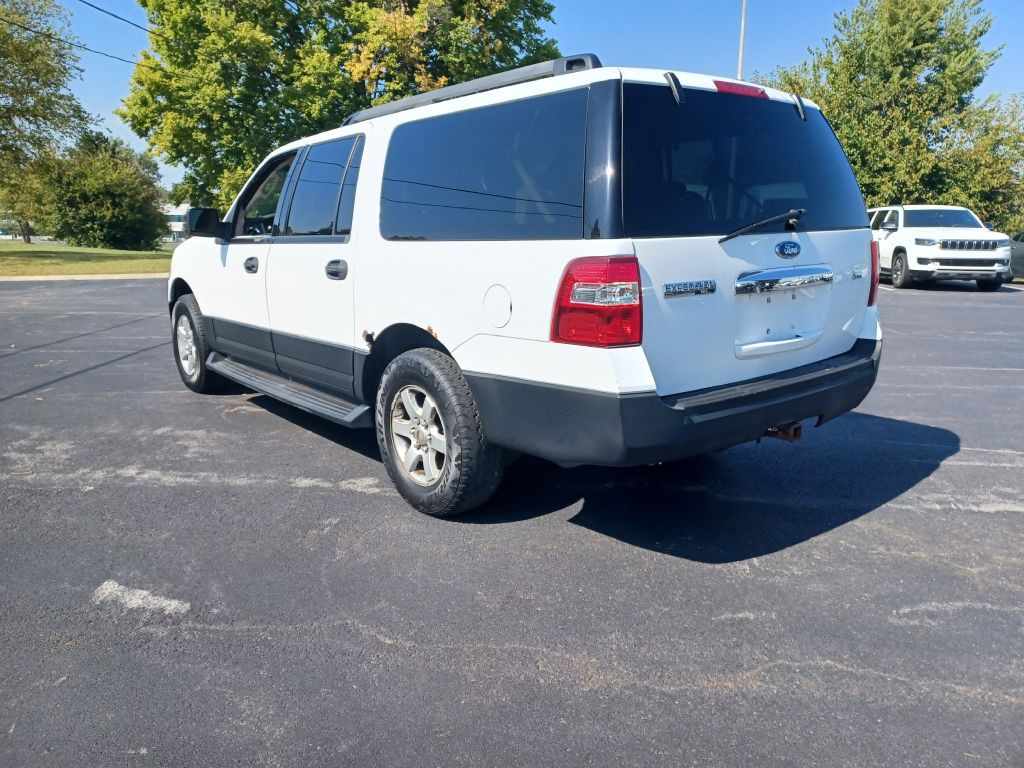 2010 Ford Expedition Image 4