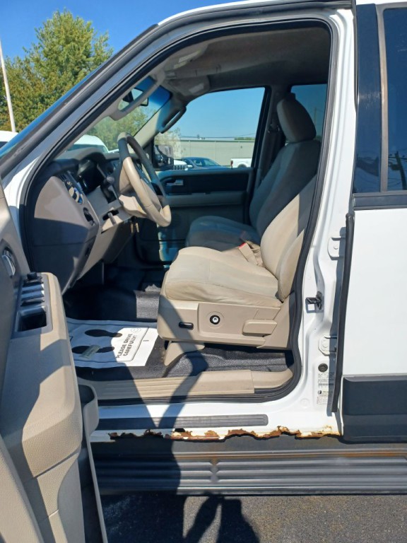 2010 Ford Expedition Image 5
