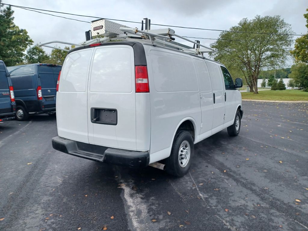 2020 Chevrolet Express Image 3